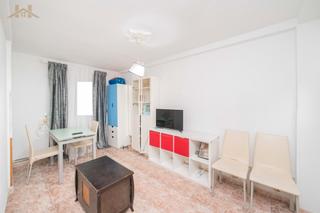 Pis  Calle villaamil. Piso en venta en calle villaamil