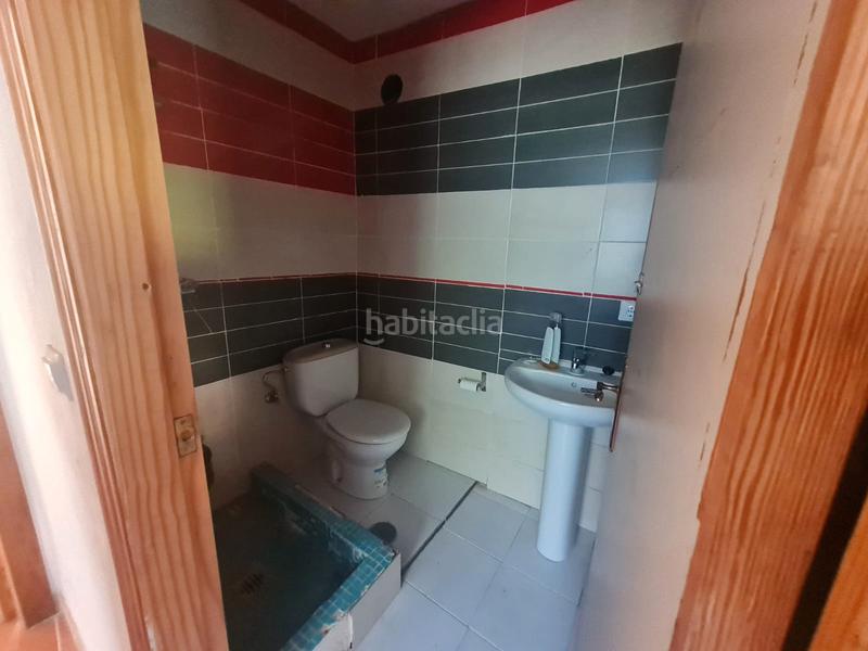 Foto 34a82ee1-bfa7-442f-9a12-70fd223bb7a9. Masia amb xemeneia aparcament a Orxeta