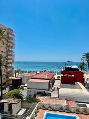 Pis en Playa Levante. Moderna propiedad en 1 linea de-( levante )- benidorm