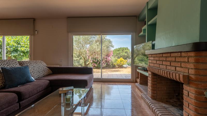 Foto c77ae0f1-d014-4559-8b83-0a83fe3379e1. Maison avec cheminée chauffage parking dans Vilanova del Vallès