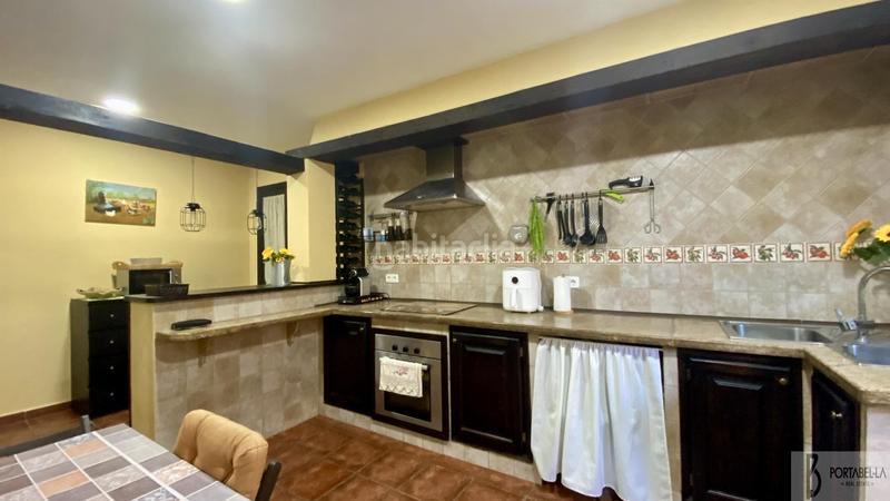 Foto 9c3a3c85-57fc-48bc-946a-739eb60c8e72. Casa adosada el puerto de santa maríacasa en Carretera de Sanlúcar - Sudamérica Puerto de Santa María (El)