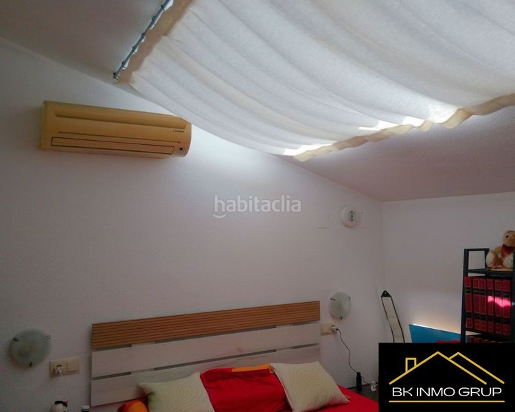 Foto 5ac07355-0d28-44b2-8491-d45f1845fbdb. Casa adossada amb xemeneia piscina a Las Atalayas-Urmi-Cerro Mar Peñíscola