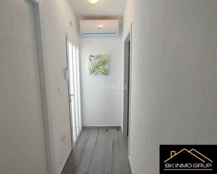 Foto 034180fa-5e92-430e-ad93-7d66645eb9eb. Piccolo appartamento con piscina in Playa Norte Peñíscola