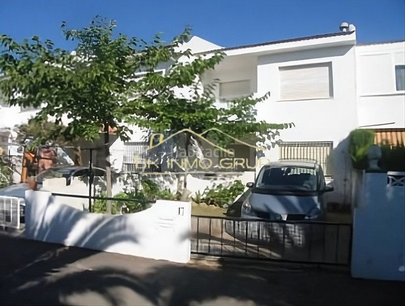 Foto 09d1bb2b-6a09-48b9-9895-cb06ff236828. Apartament amb xemeneia piscina a Playa Norte Peñíscola