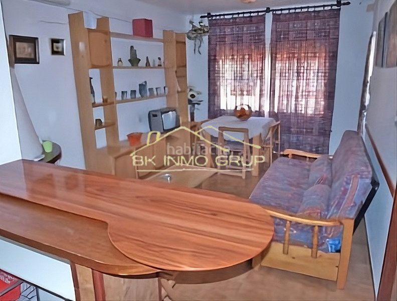 Foto b28d601c-d869-4b0a-8bef-b0b3eb08e0dc. Apartament amb xemeneia piscina a Playa Norte Peñíscola