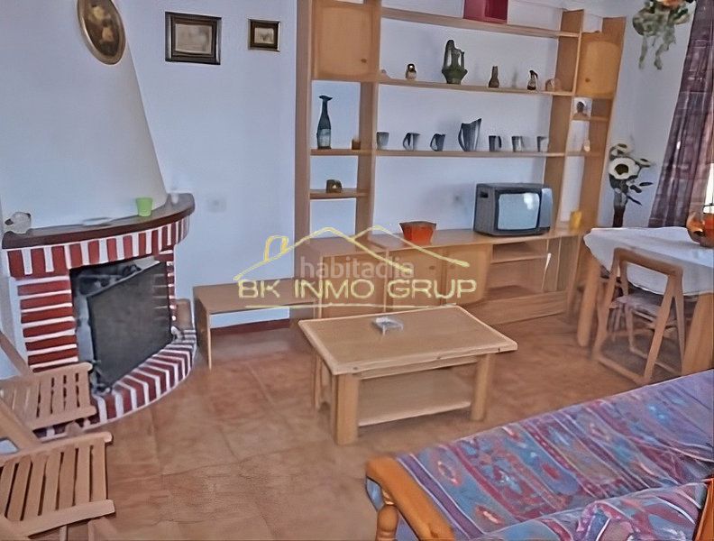 Foto fb14b7a6-24bd-4ca7-b672-2355e4e614ca. Apartament amb xemeneia piscina a Playa Norte Peñíscola