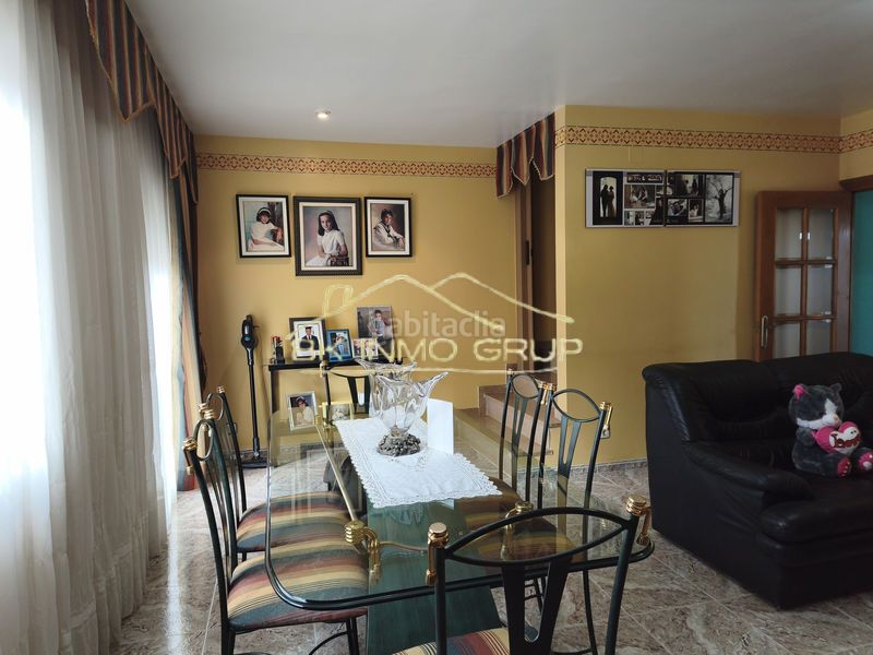 Foto 85a8c290-6198-4d79-9945-bb5777871547. Casa adossada amb aparcament a Traiguera