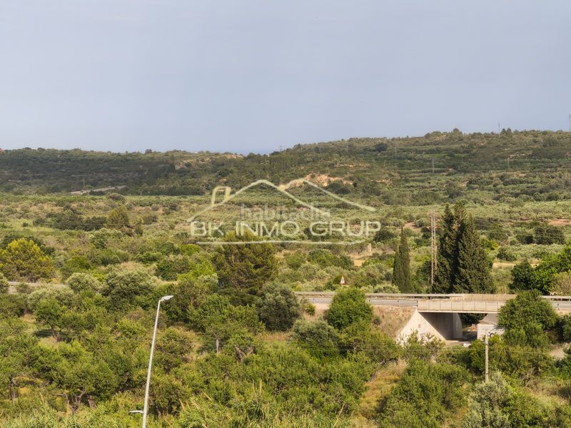 Foto d0a247e1-b693-4869-82f6-d5f2dbcd414f. Casa adossada amb aparcament a Traiguera