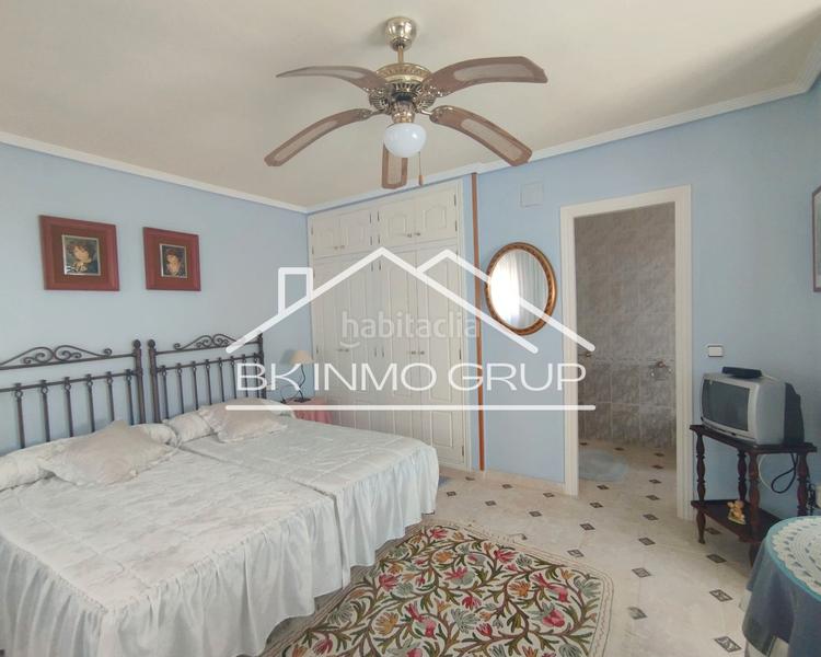 Foto 112ccee6-5205-455a-988a-bddde6c4a482. Xalet amb xemeneia aparcament piscina a La Volta Peñíscola