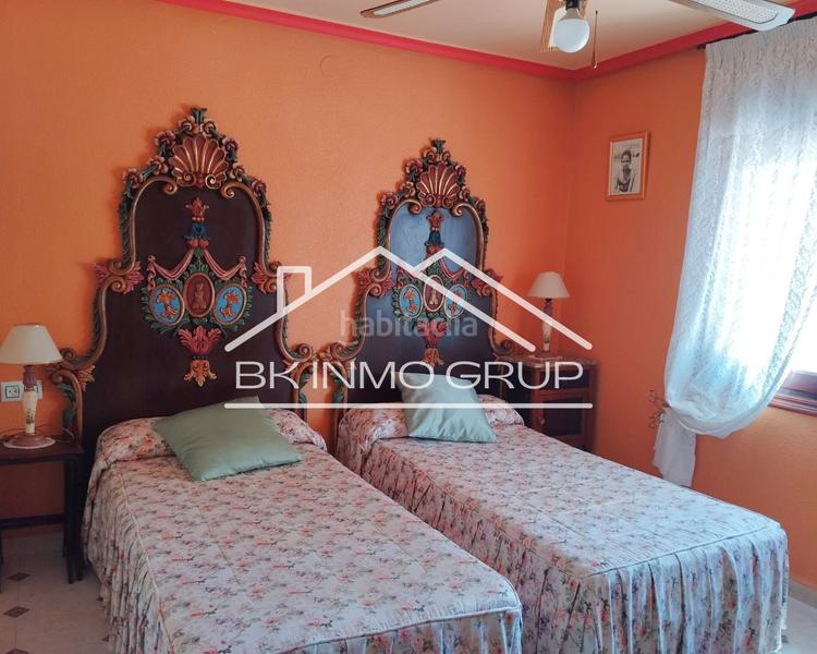 Foto 1a5bcc66-e9e8-46e0-9e07-91faf44d1c87. Xalet amb xemeneia aparcament piscina a La Volta Peñíscola