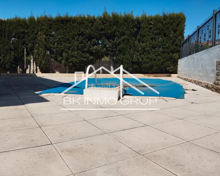 Foto 99d51222-64c1-41f3-8fea-bd91a34e5dd9. Xalet amb xemeneia aparcament piscina a La Volta Peñíscola