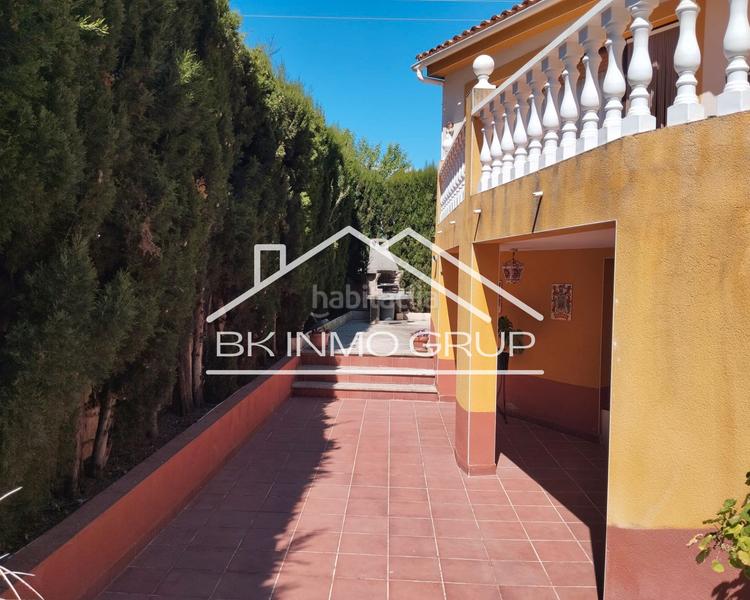 Foto abd5d7fe-8eea-4253-8d56-0c19d569d862. Xalet amb xemeneia aparcament piscina a La Volta Peñíscola