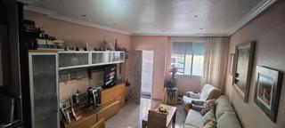 Pis en San Crispn. Planta baja en san crispn, elche  3 habitaciones, terraza y gar