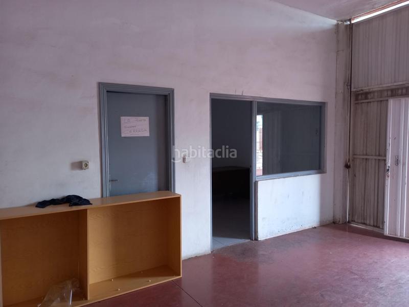 Foto c7602bcc-4f3b-44e3-ab0b-160a4a7be084. Location bâtiment à usage industriel dans San Crispín Elche / Elx