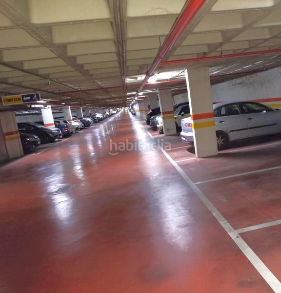 Foto 7faa78fd-1f68-49d1-9ec4-439c1e4774df. Parking voiture dans Reina Victoria - Miguel Hernández Elche / Elx