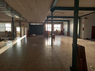 Miete Fabrikhalle in San Crispín. Se alquila nave