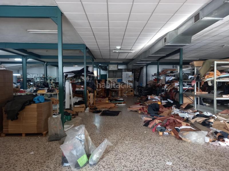 Foto f1df2f3c-19f5-4f91-b5bd-40a9e81b3e54. Miete fabrikhalle in San Crispín Elche / Elx