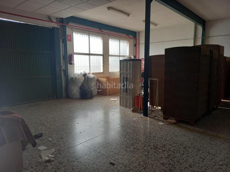 Foto 50d946ee-619a-4a52-8167-5b2d91241940. Rent industrial building in San Crispín Elche / Elx