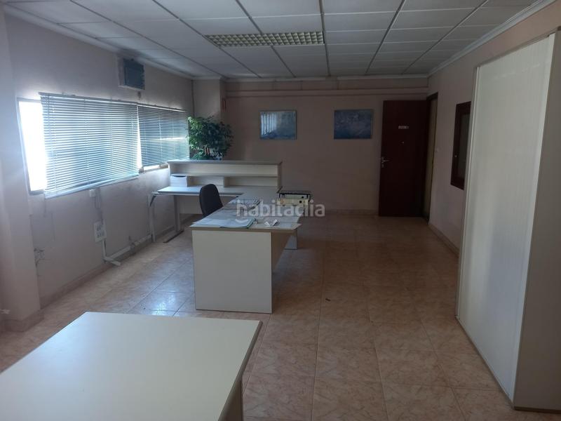 Foto 067c6431-29be-46fb-9dbd-043ec313d3fc. Rent industrial building in San Crispín Elche / Elx