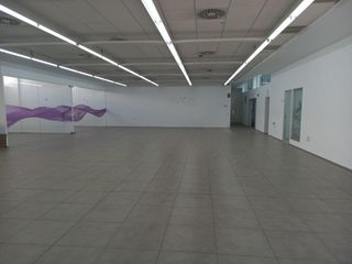 Miete Fabrikhalle in Alzabares. Se alquila nave