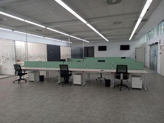 Affitto Capannone industriale in Alzabares. Se alquila nave