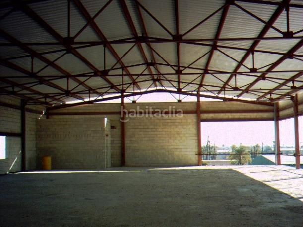 Foto 8c9d3cb7-abb0-4f0e-bc8a-fadf7eea7658. Edificio se vende edificio industrial en Algorós - El Derramador Elche / Elx