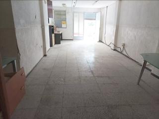 Local Comercial en El Raval - Portes Encarnades