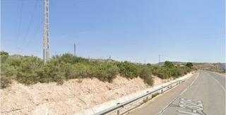 Terreny residencial a Crevillente. Estupenda parcela industrial en venta  zona crevillente