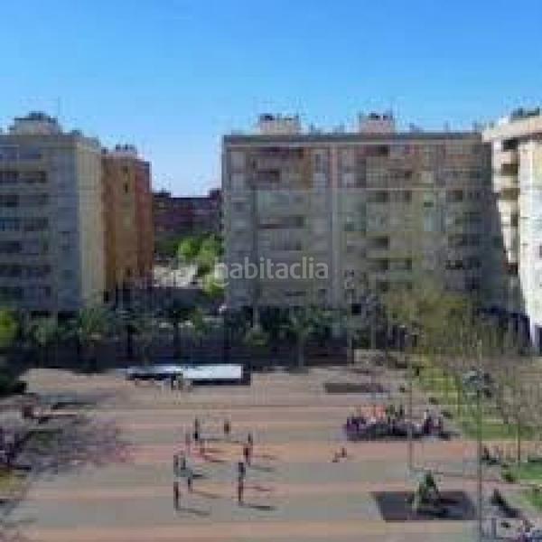 Foto 4ccdab95-f434-4f48-8c5b-f59a5bd77da2. Parking coche se vende plaza de garaje en zona altabix en Elche / Elx