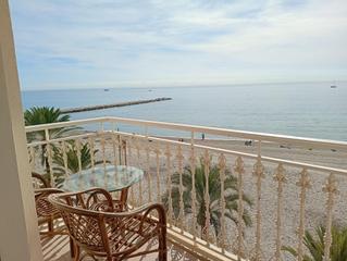 Pis en Playa Levante. Piso en venta en santa pola  primera lnea de la playa de levant