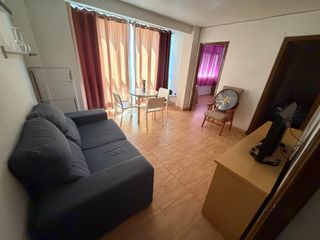 Rent Flat in Calle arquitectos francisco y jacobo florentín 5. Estudiantes