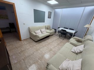 Pis a Calle Escritor Sánchez Moreno 1