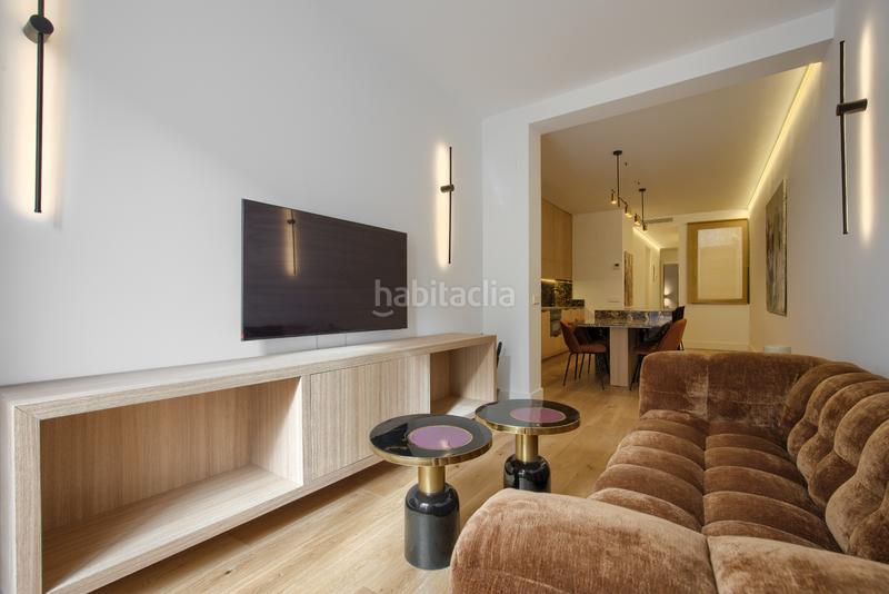 Foto 3cfb0960-75bf-4754-bfcf-cc2b8c270489. Piso  reformado y amueblado en inmueble de 1900 en Madrid