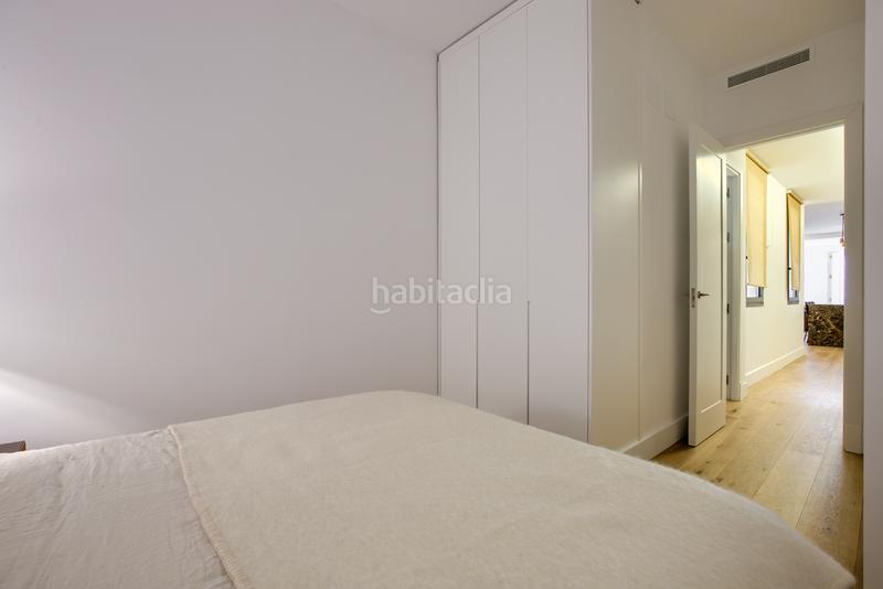 Foto 7bd21a6c-b1df-4bb8-976a-2b7e2dc94bb2. Piso  reformado y amueblado en inmueble de 1900 en Madrid