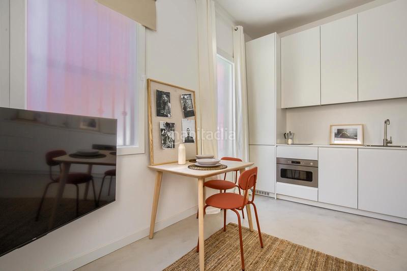 Foto 4b9babcf-8d47-4bc8-81ff-853bcb8c22ab. Pis amb calefacció a Almendrales Madrid