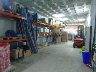 Bâtiment à usage industriel  Calle vía de los poblados 17. Nave en venta