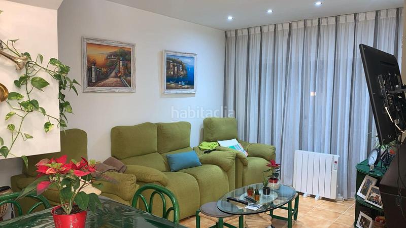 Foto 6906e356-5066-4f4a-978d-471e9d910d11. Casa bifamiliare con riscaldamento parcheggio piscina in Cunit