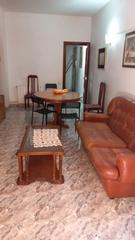 Rez-de-chausse  Carrer de llus castells. Planta baja con patio para hacer a tu gusto centro