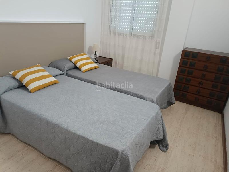 Foto f7fd6fab-e4b1-4e1c-a329-898ee3e98b4c. Rent apartment in colonia ducal 11 in Playa de Gandía Gandia