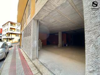 Local Comercial a Rúa Emilia Pardo Bazán 24