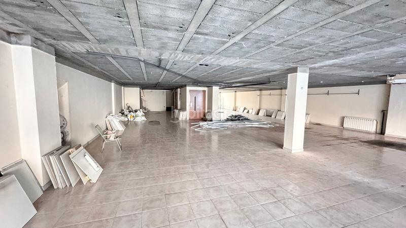 Foto 0208013b-7c1c-4990-b575-2dfe631ce9a2. Local comercial local en venta calle ángel del castillo lópez, en Arteixo