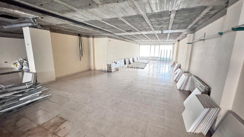 Foto 9375ffb2-309f-45a1-8097-8199878410ae. Local comercial local en venta calle ángel del castillo lópez, en Arteixo