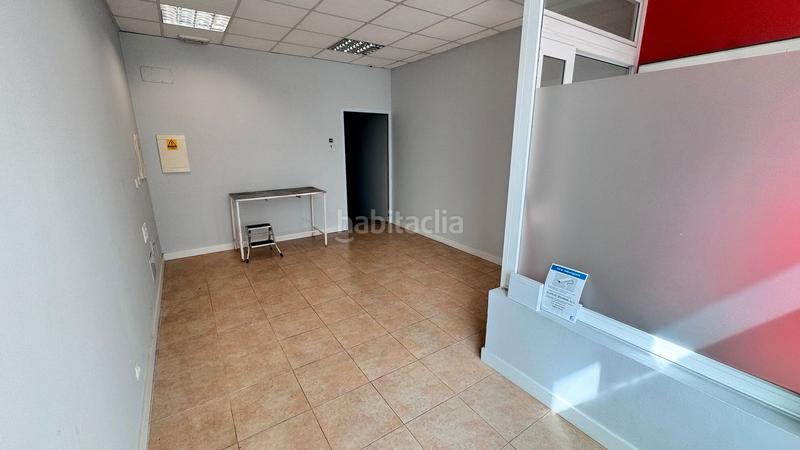 Foto 65434c08-8bbd-48f6-93d1-164378af9c56. Local comercial local en venta calle guerra da independencia, en Arteixo