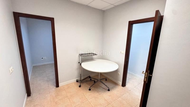 Foto c4efc305-5b07-4f12-9909-1b5a05999662. Local comercial local en venta calle guerra da independencia, en Arteixo
