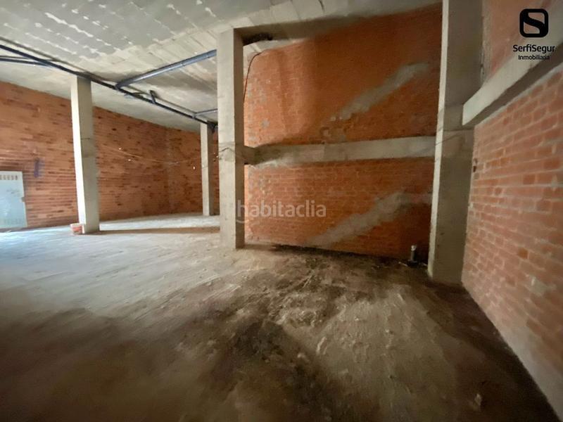 Foto aeacd500-2919-4090-bd78-1fc214f3fb63. Local comercial local en venta en calle alcalde toribio salvadores, en Arteixo
