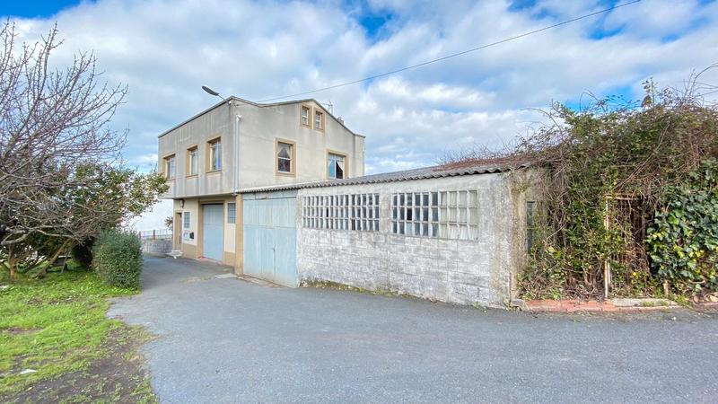 Foto bebd5a3a-302c-4752-b5e8-619a299a1f75. Casa  o chalet independiente en venta en calle fonte da horta en Arteixo