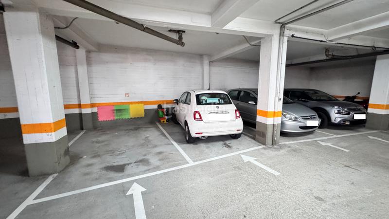 Foto 2881016f-9bd5-495d-a21f-8ad2dc79546e. Apartment with heating parking in Perillo Oleiros