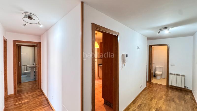 Foto 2a5d0b5c-f023-4417-8bba-b86ce6b1b2ef. Piso **piso en venta en villarrodís - ¡tu nuevo hogar te espera!** en Arteixo