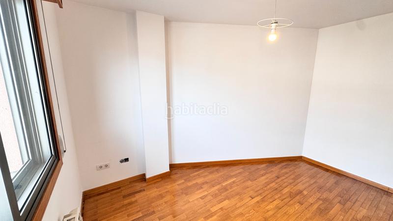 Foto a00b2838-5823-4b2c-8b8f-f9cce40e1740. Piso **piso en venta en villarrodís - ¡tu nuevo hogar te espera!** en Arteixo