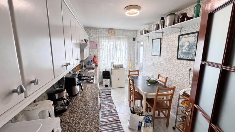 Foto 16ae2bdd-f816-4de6-8c6c-1051ff4a2178. Flat with heating in Pastoriza Arteixo